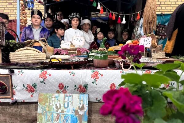 یلدایی به یاد ماندنی در مدرسه البرز رودهن
