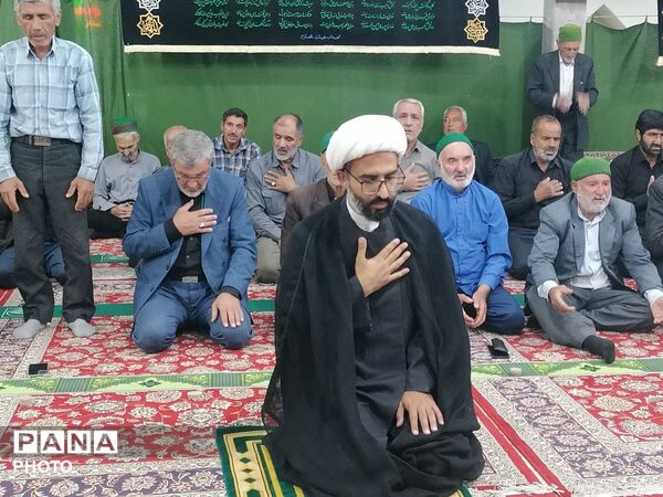 برگزاری آیین  بزرگداشت آیت الله سید علی خامنه ای در مسجد جامع شهر بار