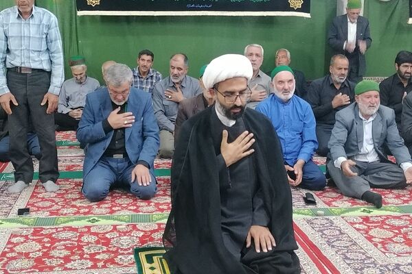 برگزاری آیین  بزرگداشت آیت الله سید علی خامنه ای در مسجد جامع شهر بار