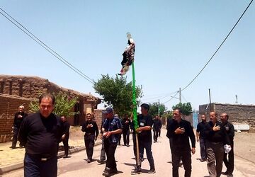 آیین علم گردانی در روستای حسن آباد بلهر 