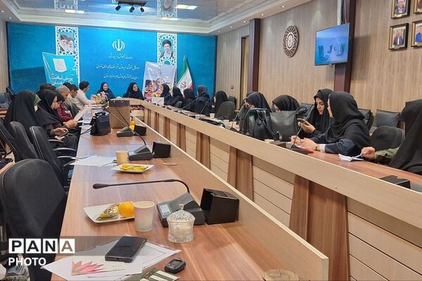 کارگاه توانمندسازی مراقبین سلامت ناحیه دو بهارستان