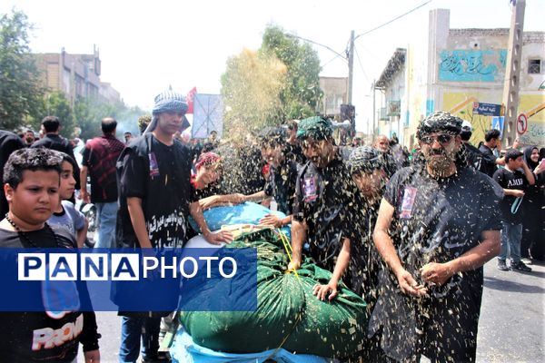 جلوه‌های باشکوه عزاداری روز عاشورا در قم