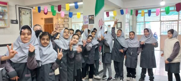  انتخابات شورای دانش آموزی  در دبستان حافظه سلیمانشاهی 