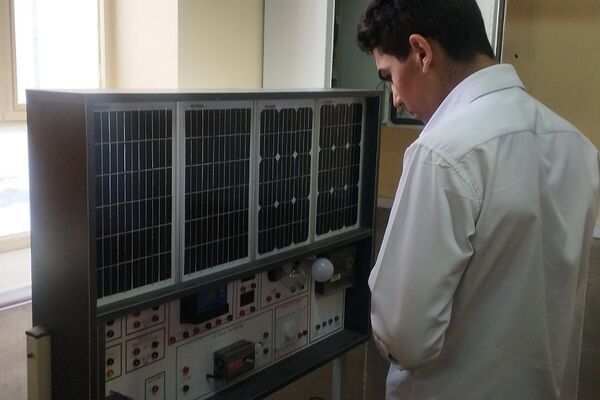 بازدید دانش‌آموز خبرنگاران پانا از هنرستان مجتمع فنی حرفه‌ای تهران در بهارستان2