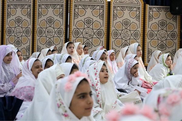 جشن فرشته‌ها، جشن بندگی 