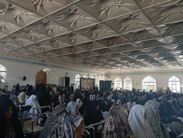 نماز جمعه در کاشمر