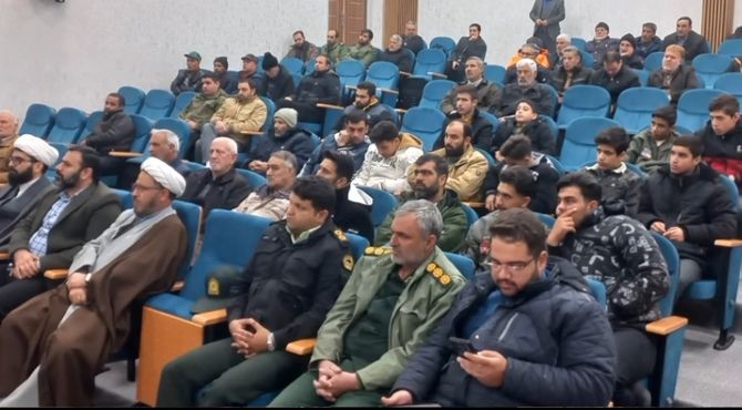 برگزاری مراسم گرامیداشت حماسه ۹دی و سالروز شهادت سردار سلیمانی در شهرداری عسگران 