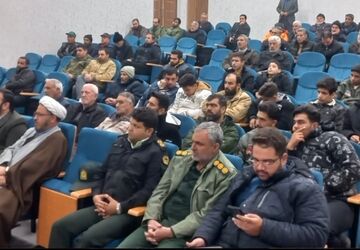 برگزاری مراسم گرامیداشت حماسه ۹دی و سالروز شهادت سردار سلیمانی در شهرداری عسگران 