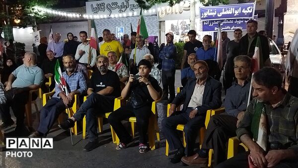 کافه گفتگو حسینیه امام در هشتاد و نهمین شب از اجتماعات مردمی 