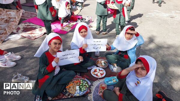 صبحانه ای سالم با طعم سلامت و لبخند؛جشن روز جهانی تخم مرغ در مدرسه صالحه 
