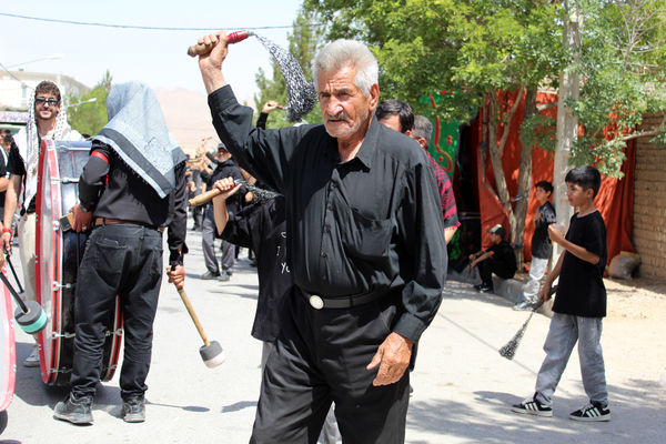 عزاداری تاسوعای حسینی در شهر درق 