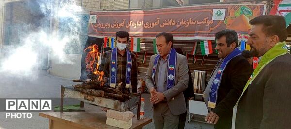 حماسه سرخ دانش‌آموزان بختیاری؛ پیمان دوباره در مصلی شهرکرد 