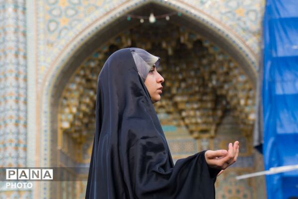 آیین قرائت دعای عرفه در حرم حضرت معصومه(س)