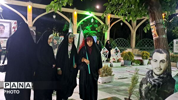 فریاد استقلال مردم کرج در جوار امامزاده طاهر (ع)
