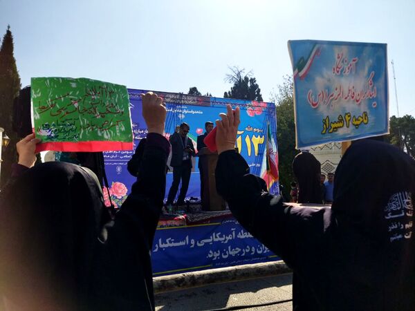 روز دانش‌آموز، روز خروشِ آگاهی و شادابی
