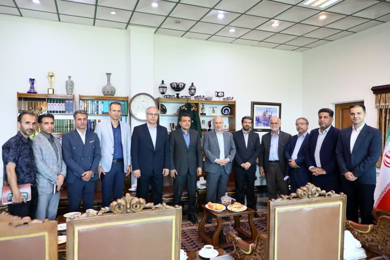 باشگاه پاس را با برنامه احیا می‌کنیم