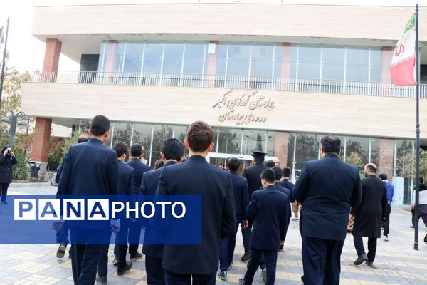 محبت حرم؛ وقتی بوی حرم امام رضا(ع) در بیمارستان کودکان اکبر میپیچد