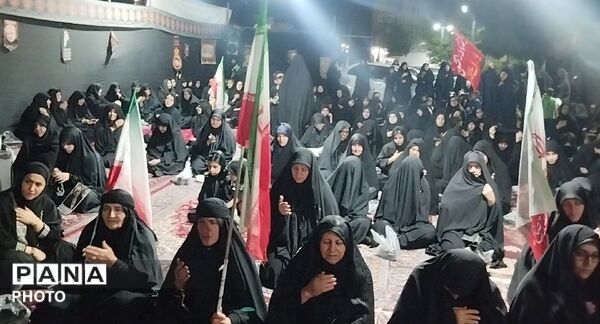 شور حسینی در شب تاسوعا؛ الشتر یکپارچه سیاه‌پوش شد