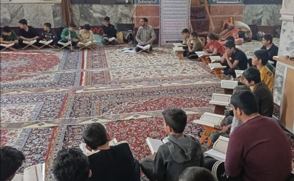 نسل نوجوان در مسیر خلوت خدا