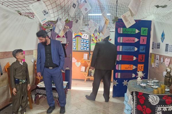 هفته کتاب و کتاب خوانی در مدارس فشافویه؛ فرصتی برای رشد فرهنگی دانش آموزان