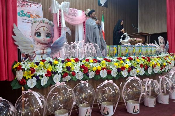 جشن تکلیف دانش آموزان دختر شهرستان ملارد