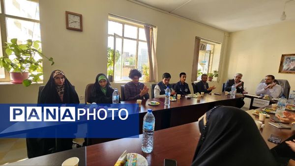 نشست قائم‌مقام سازمان دانش‌آموزی با دانش‌آموز خبرنگاران پانا کهگیلویه و بویراحمد
