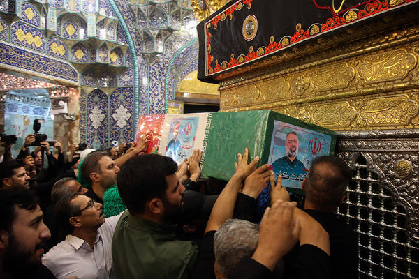 مراسم خاکسپاری پیکر قاضی شهید «علی قناعت‌کار» در قم