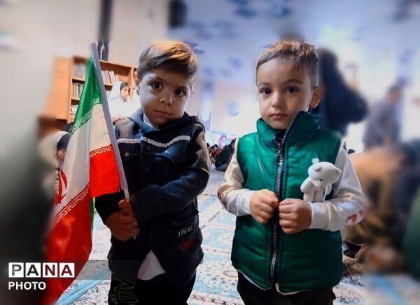 در سوگ آموزگاران و همکلاسی‌های مینابی