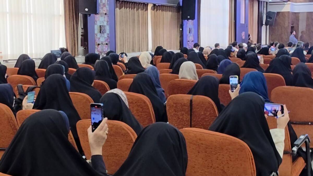 روز پایانی نخستین دوره دو روزه هوش مصنوعی برای معلمان خراسان رضوی