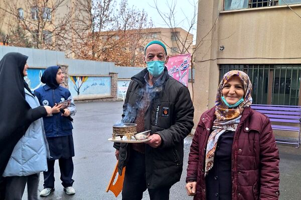  آیین افتتاح جشنواره ماها و ایران‌مون در دبیرستان خدیجه کبری پردیس 