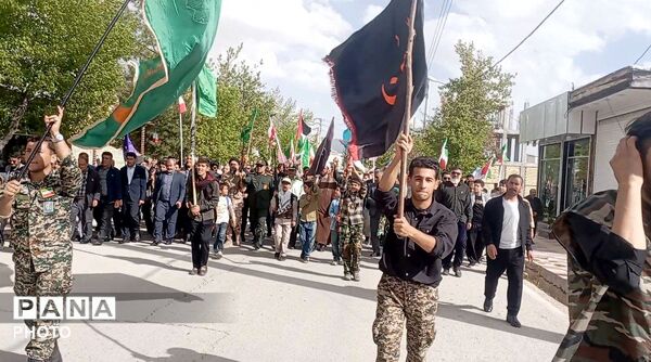 دنا صحنه شکوه و حماسه شد
