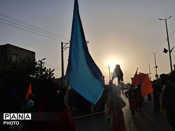 حرکت نمادین کاروان اسرای کربلا در شهر آوه
