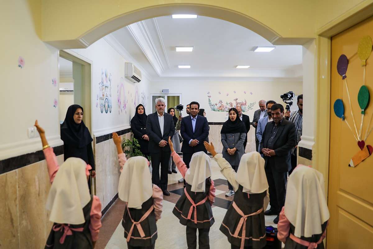 بازدید مدیرکل آموزش‌وپرورش کرمان از مجتمع آموزشی «اندیشه هوشمند ارگ»