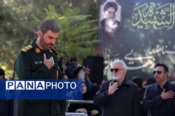 تشییع و خاکسپاری شهید گمنام در باغ جنت شیراز