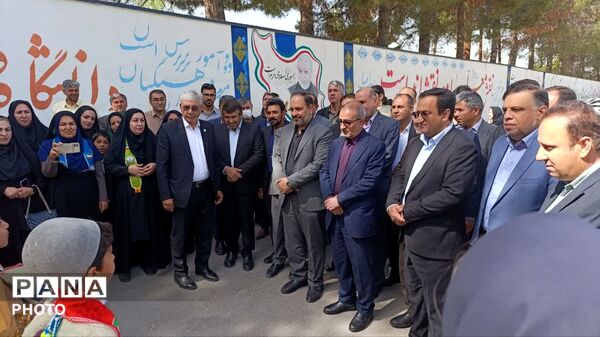 جشن روز معلم با حضور معاون پرورشی و فرهنگی وزیر آموزش و پرورش