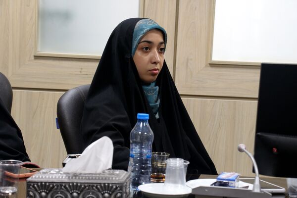 نشست خبری دختران میدان ۱۴ صفر ۳ با رئیس ستاد انتخابات شهرستان مشهد