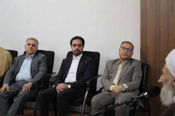 دیدار مدیران اجرایی مازندران با نماینده ولی‌ فقیه