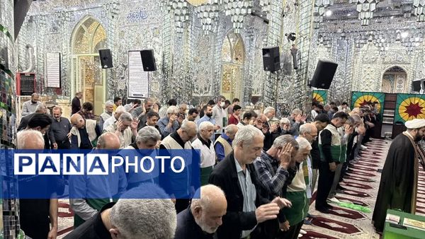 مردم کرج برای شهادت امام صادق (ع) یکپارچه سیاه پوش شدند