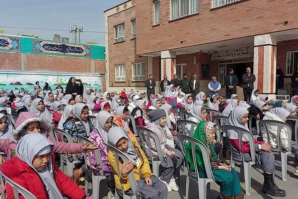برگزاری جشن احسان و نیکوکاری در دبستان حکیم نظامی کهریزک 