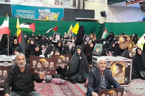 مراسم بزرگداشت شهدای مقاومت در حرم شهدا گمنام ورامین
