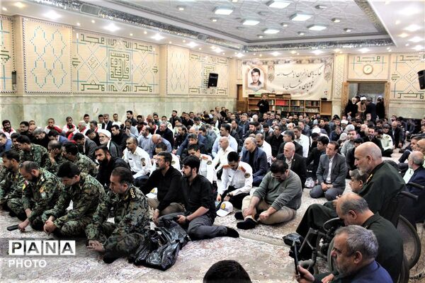 گلباران مزار شهدای حماسه آزادسازی خرمشهر در قم