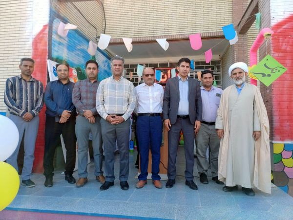 جشن شکوفه‌ها در شهرستان قلعه‌گنج 