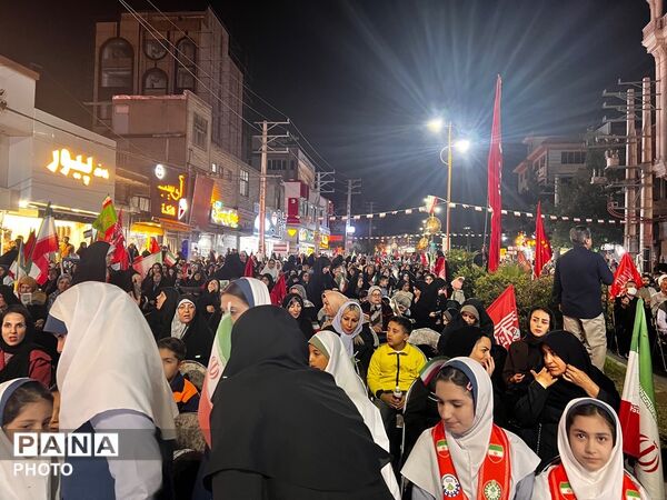 طنین «باید برخاست» در دویست و بیست و پنجمین شب تجمعات مردم ساوجبلاغ