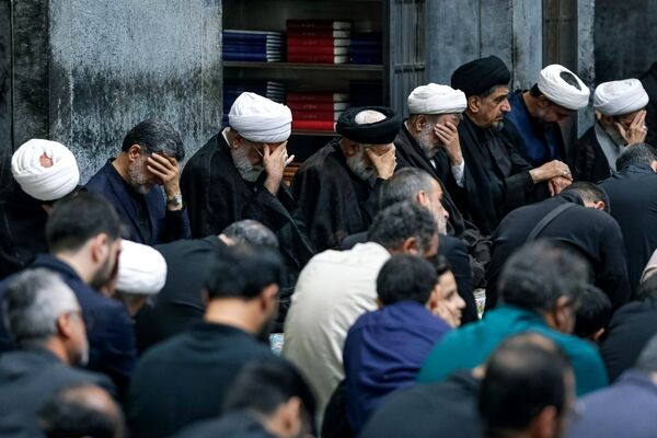 عزاداری دهه اول محرم با حضور تولیت آستان قدس رضوی