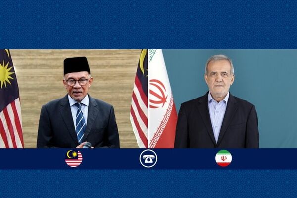 تأکید رئیس جمهور ایران و مالزی بر تقویت همکاری‌های جهان اسلام و توسعه روابط دوجانبه