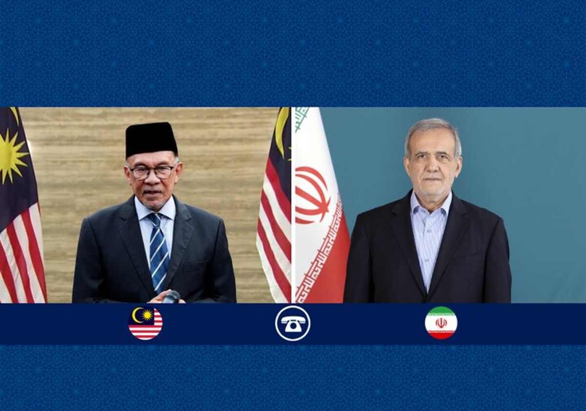 تأکید رئیس جمهور ایران و مالزی بر تقویت همکاری‌های جهان اسلام و توسعه روابط دوجانبه