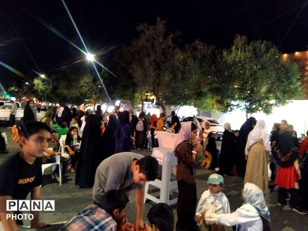 دوربین خبرنگاران پانا به سوی کودکان موکب فرهنگیان 