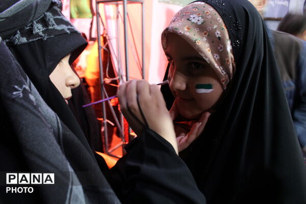 تجدید پیمان فرهنگیان و دانش‌آموزان با شهدای مسیر حق