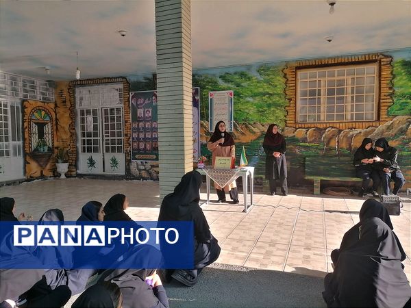 ویژه برنامه هفته بهداشت روان در دبیرستان فیاض کاشمر