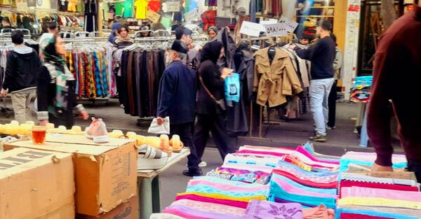  بازار منطقه ۱۸ با حال و هوای بهار نوروزی 